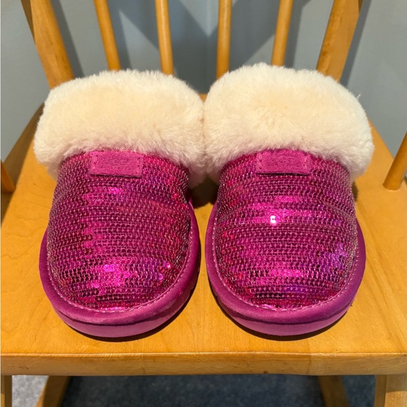 Ugg Pink Sequin Slippers Girls - Picture 4 of 7